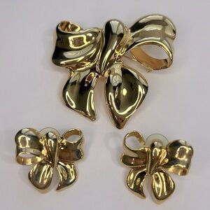 Jewels By Park Lane Gold Bow Ribbon Earrings & Brooch Pin